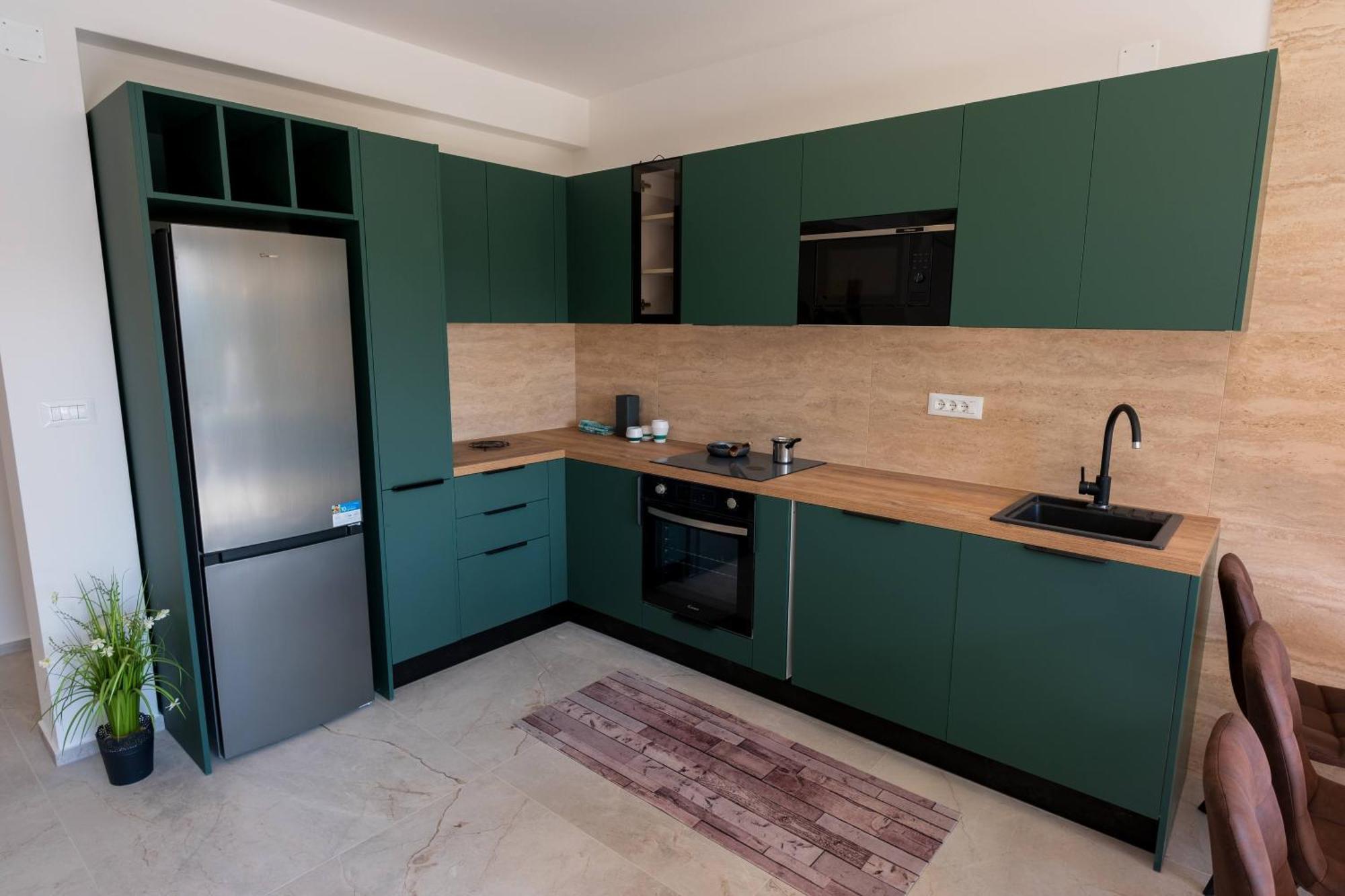 Three-Bedroom Premium Holiday Home Atmosfera With Private Pool&Sauna Holiday home *