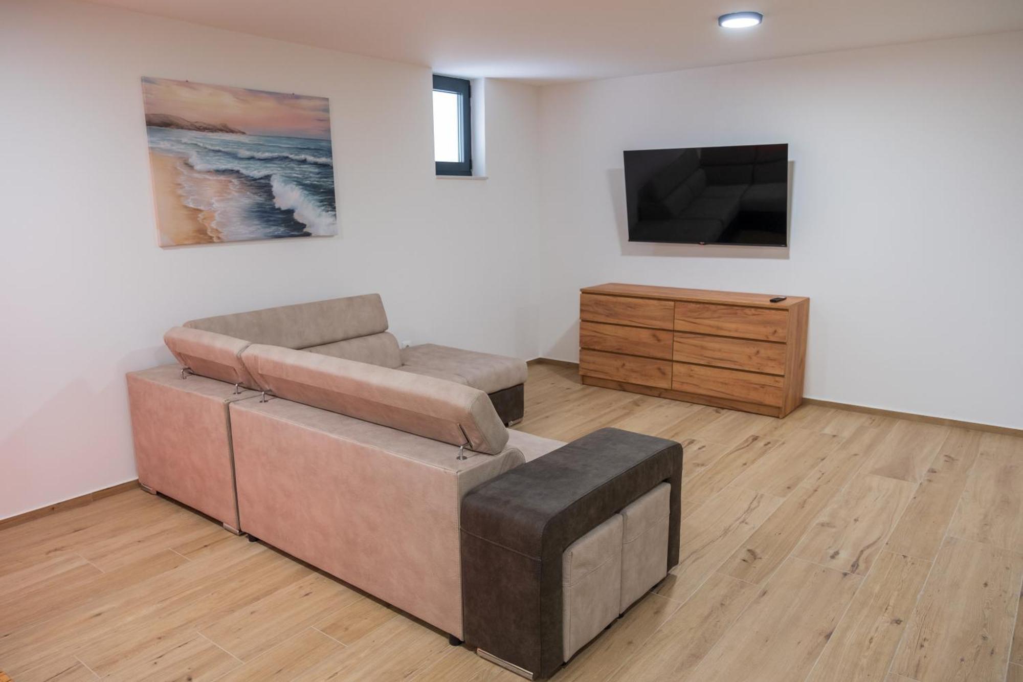 Three-Bedroom Premium Holiday Home Atmosfera With Private Pool&Sauna Holiday home
